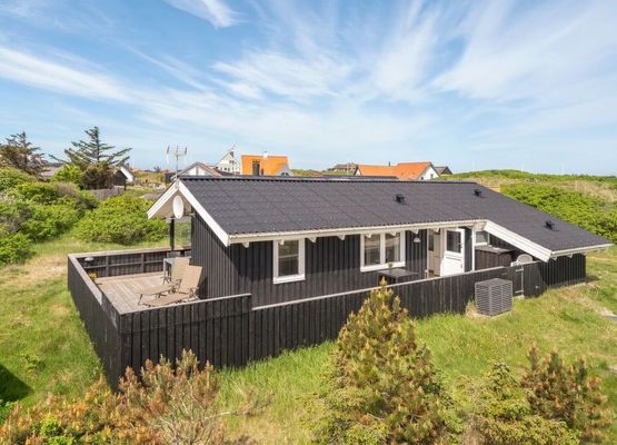 "Gerlis" - 75m from the sea in NW Jutland