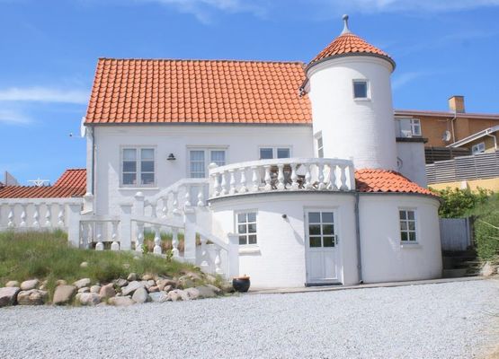 "Edmond" - 150m from the sea in NW Jutland